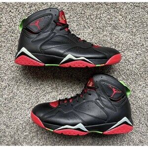 Nike Air Jordan 7 Retro Marvin the Martian Size 10.5 Men's